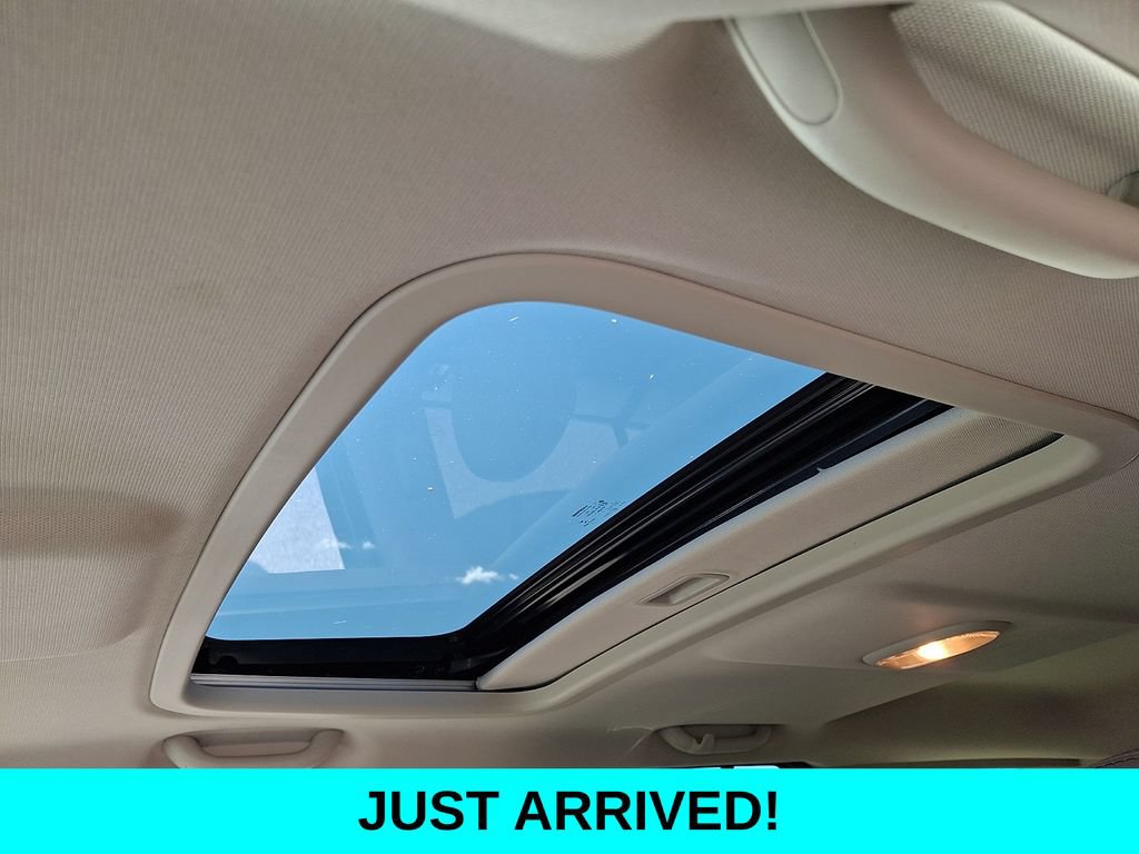 Used 2014 Jeep Patriot Limited w/ Sun/Sound Group AWD/4WD image 14