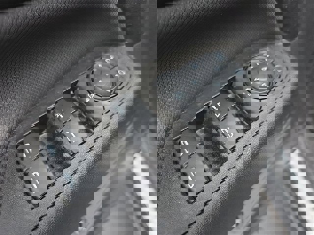 Used 2022 Chevrolet Equinox RS image 15