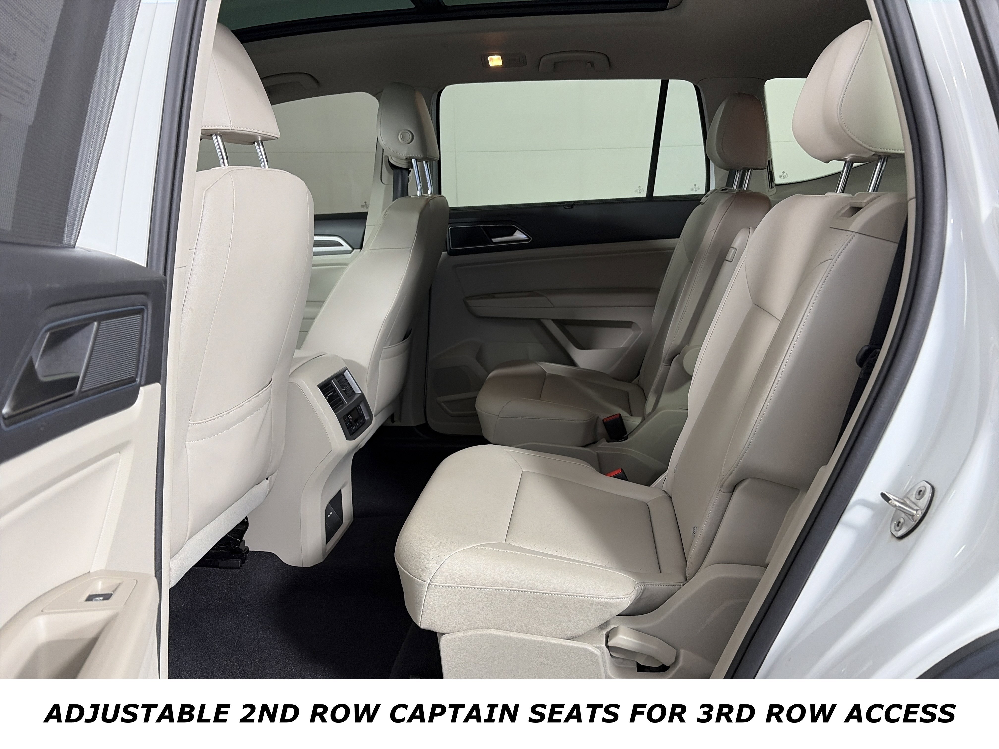 Used 2019 Volkswagen Atlas SEL R-Line image 11