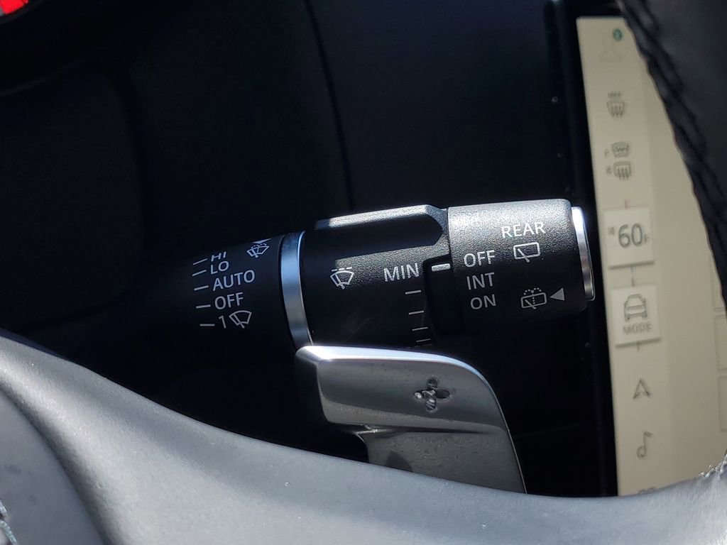 Used 2025 Land Rover Range Rover Long Wheelbase Autobiography image 18