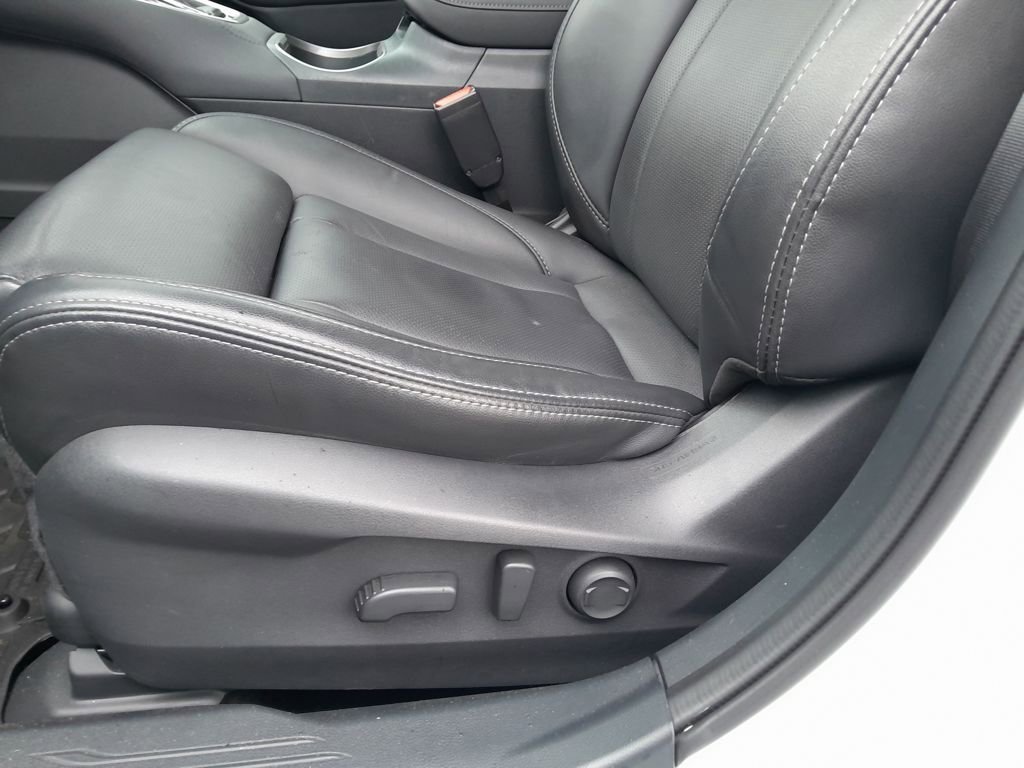 Used 2022 Subaru Outback Limited image 13