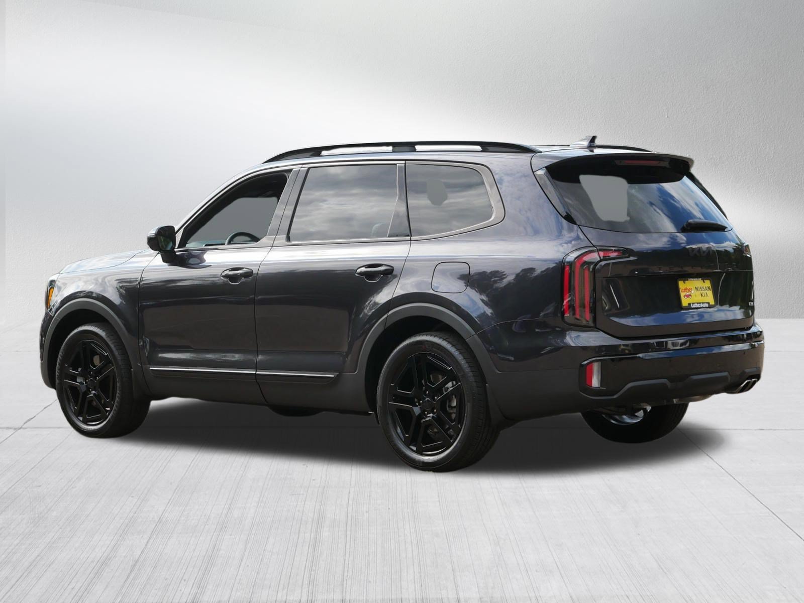 Certified 2025 Kia Telluride SX Prestige X-Line AWD/4WD image 5