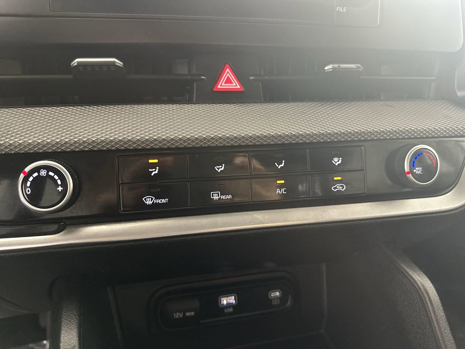 Used 2023 Kia Sportage LX image 19