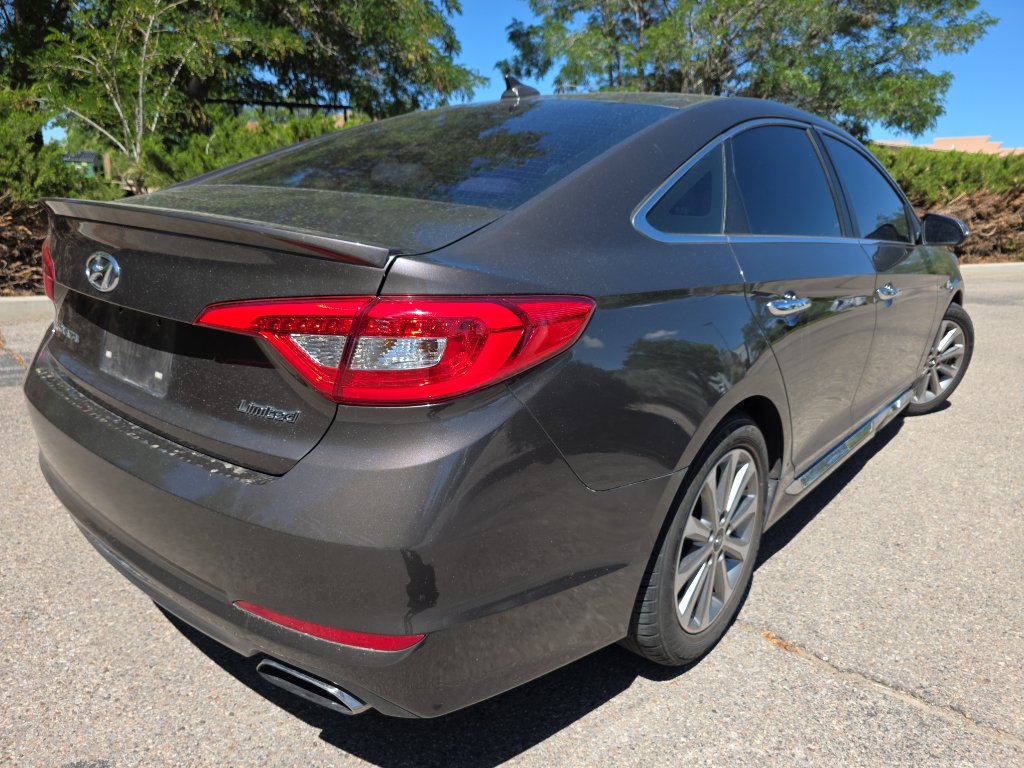 Used 2017 Hyundai Sonata Limited w/ Tech Package 03 FWD image 8