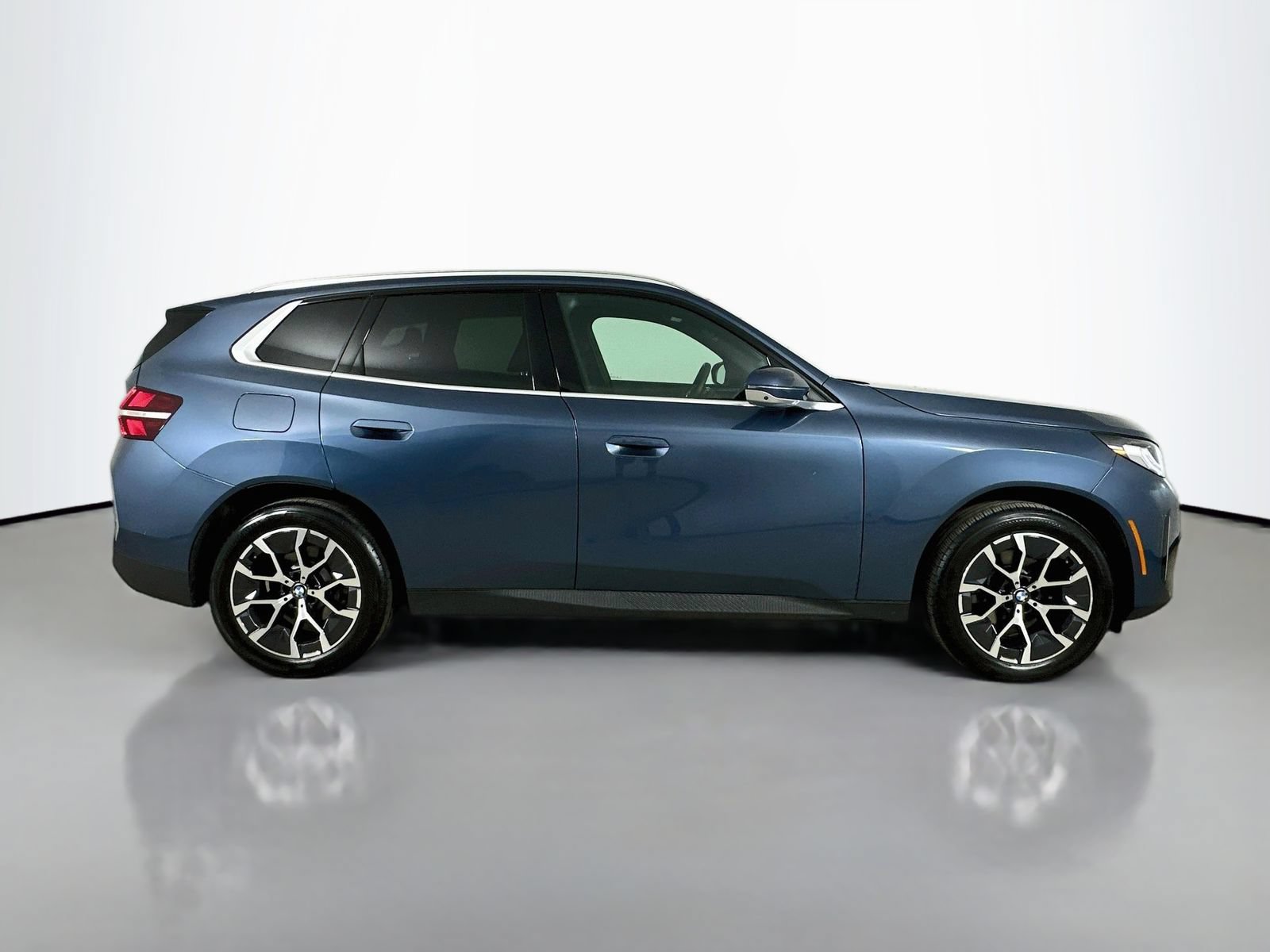 New 2026 BMW X3 xDrive30i AWD/4WD image 4