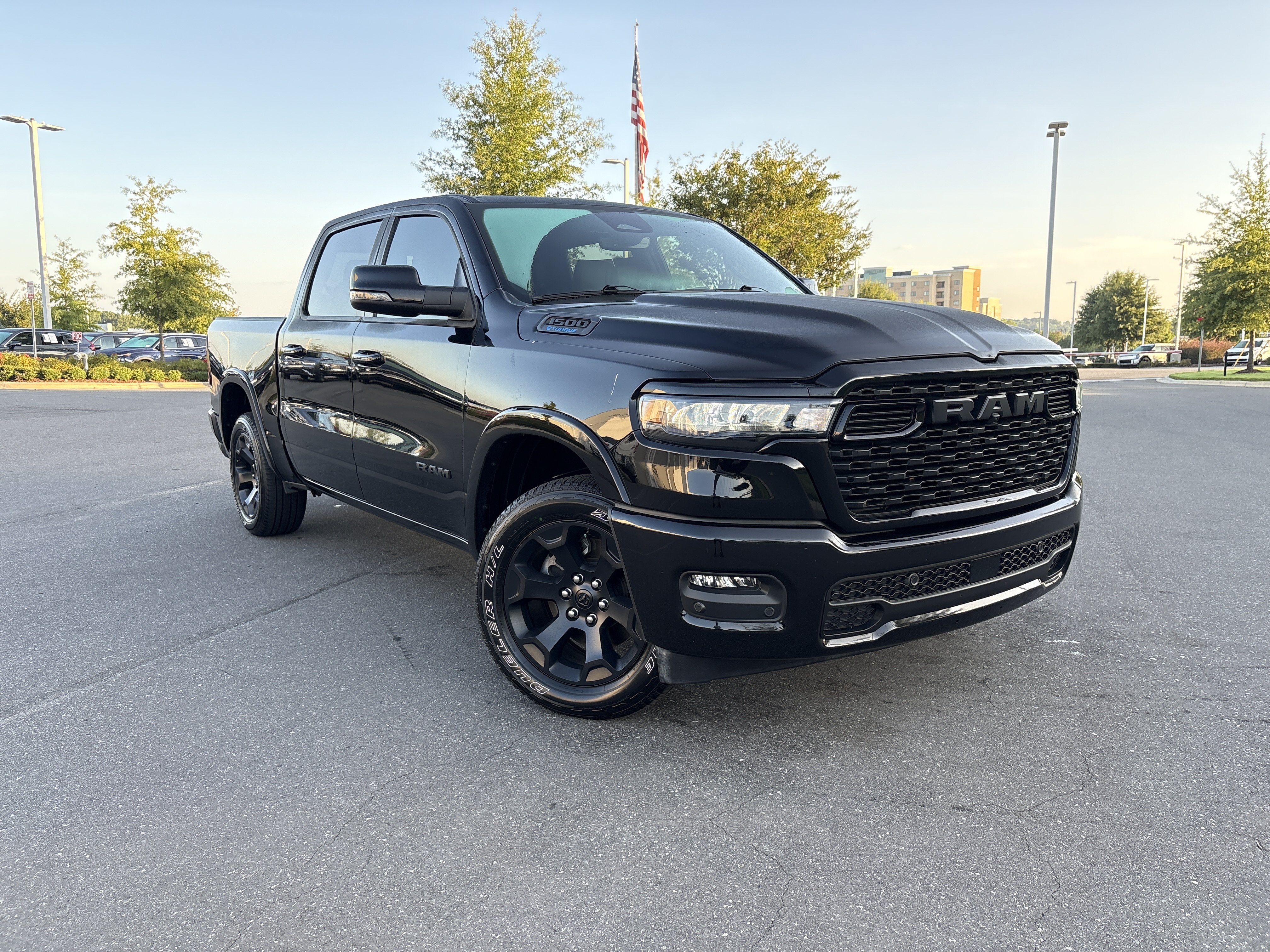 Used 2025 RAM 1500 Big Horn AWD/4WD image 2