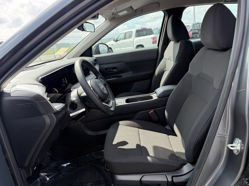 New 2026 Nissan Kicks S FWD image 4