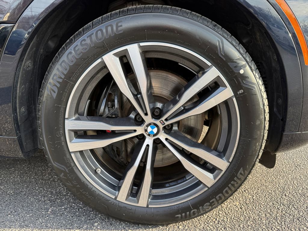 Certified 2023 BMW X7 xDrive40i w/ M Sport Package image 18