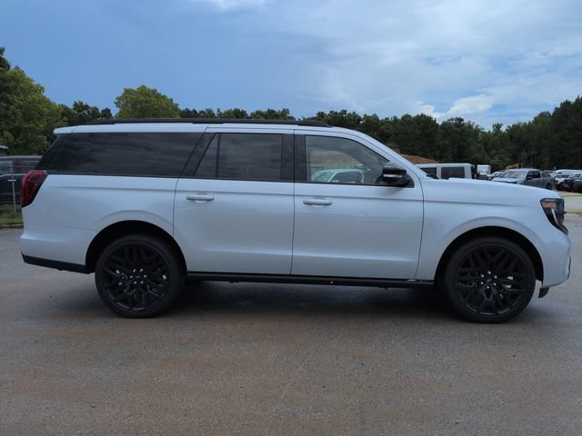 New 2026 Ford Expedition Max Platinum w/ Stealth Performance Package AWD/4WD image 3