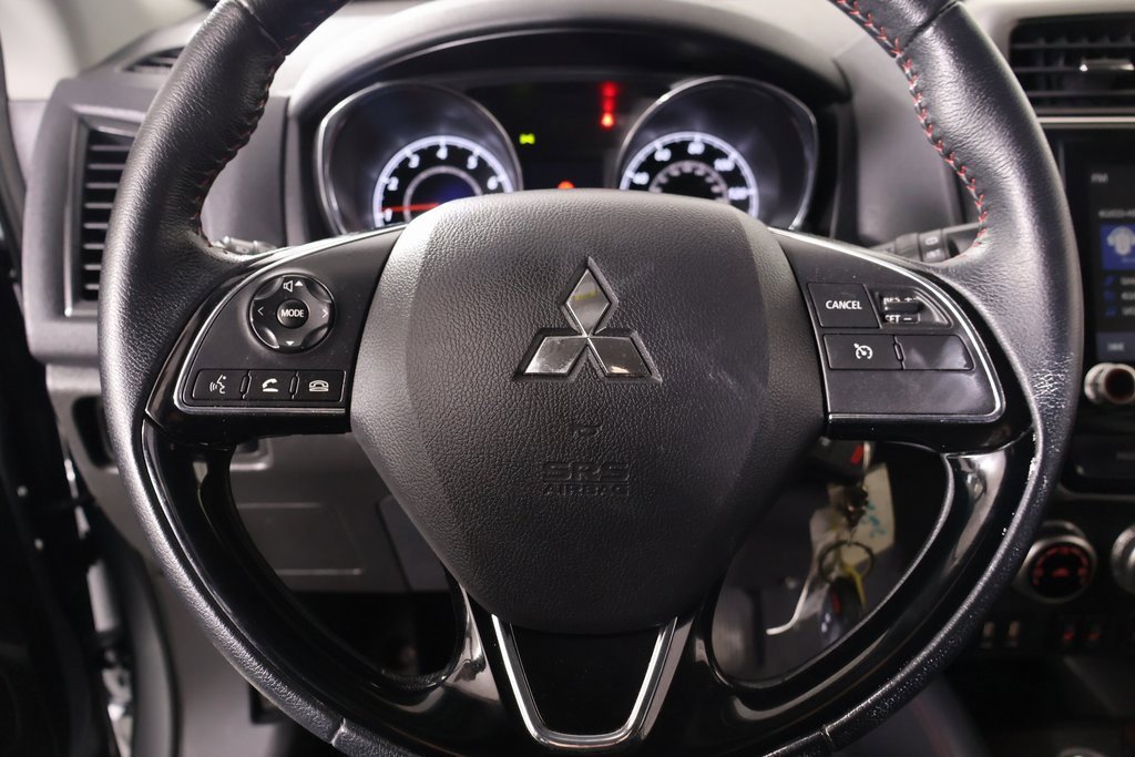 Used 2024 Mitsubishi Outlander Sport LE image 3