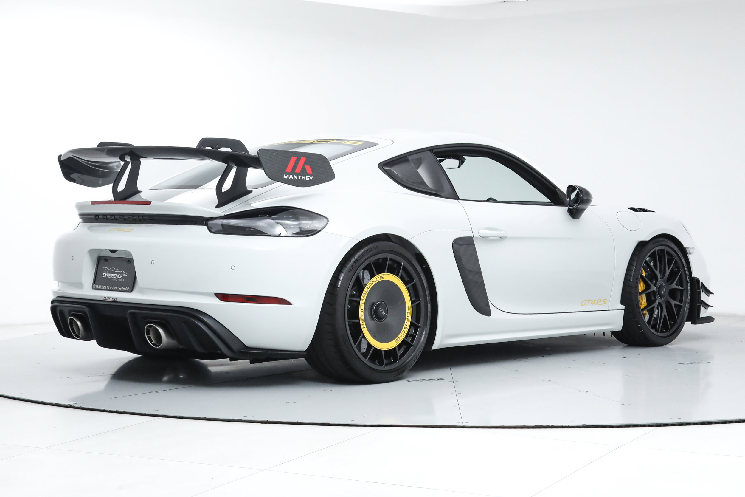 Used 2025 Porsche 718 Cayman GT4 RS RWD image 5