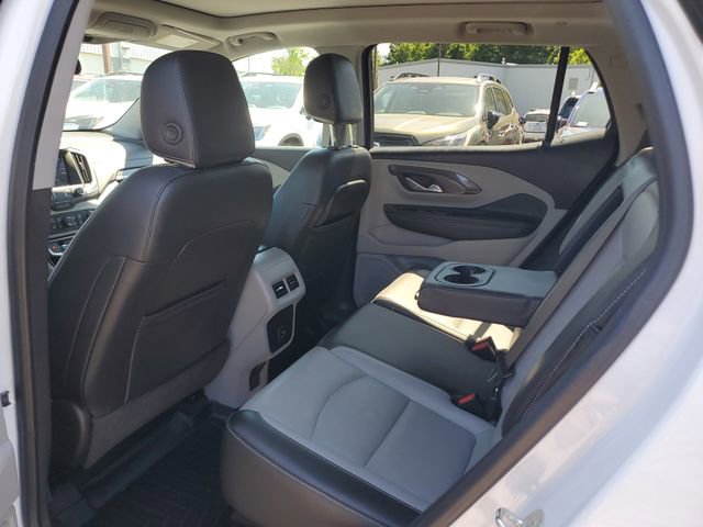 Used 2022 GMC Terrain SLT w/ Infotainment Package II FWD image 14