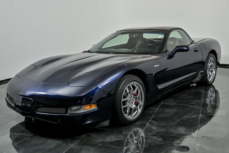 Used 2001 Chevrolet Corvette Z06 w/ Memory Pkg RWD image 5