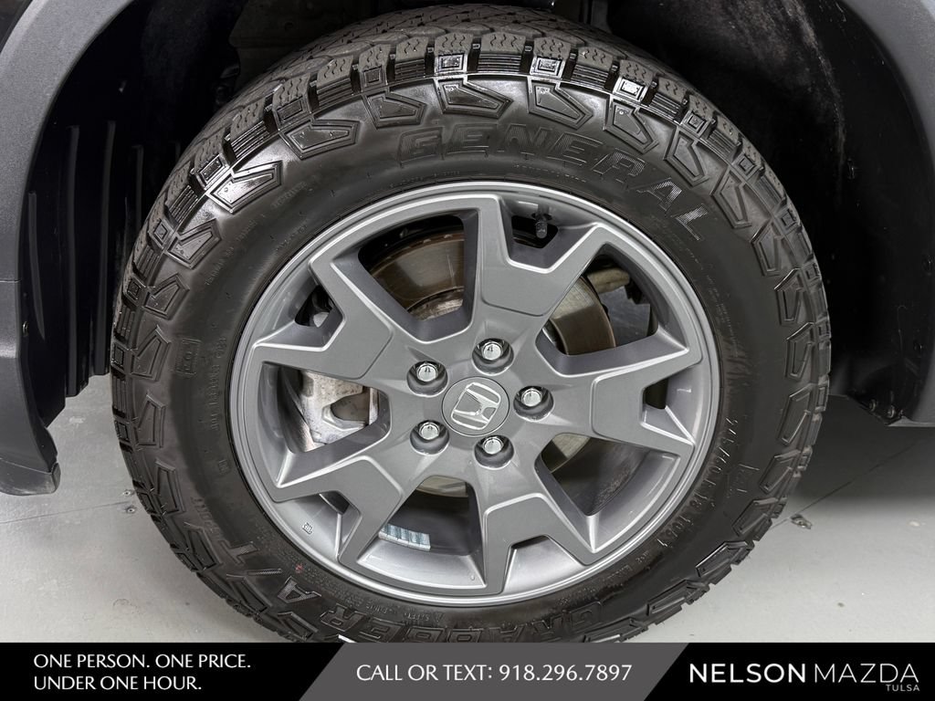 Used 2024 Honda Passport TrailSport image 11