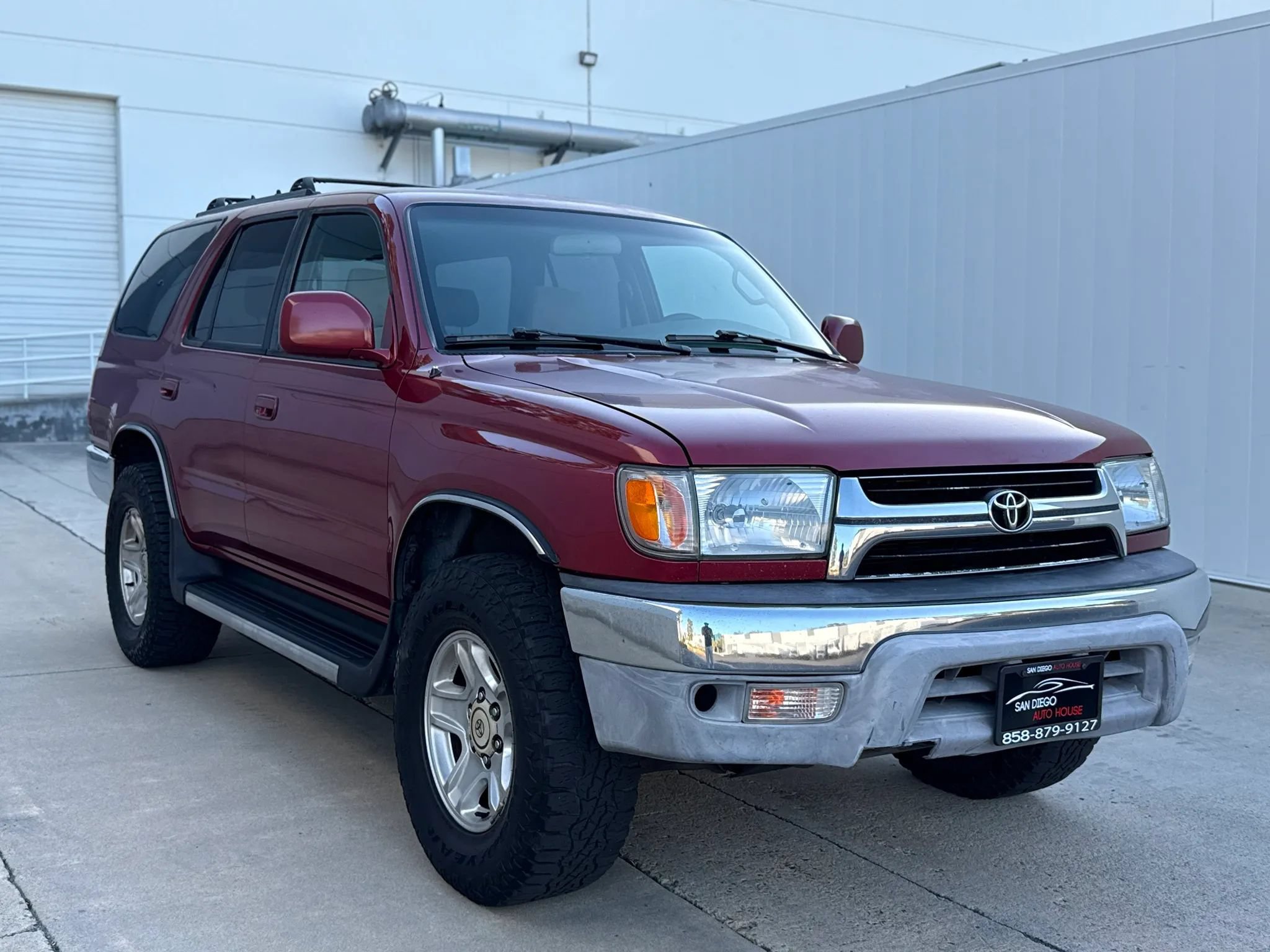 Used 2001 Toyota 4Runner SR5 AWD/4WD image 3