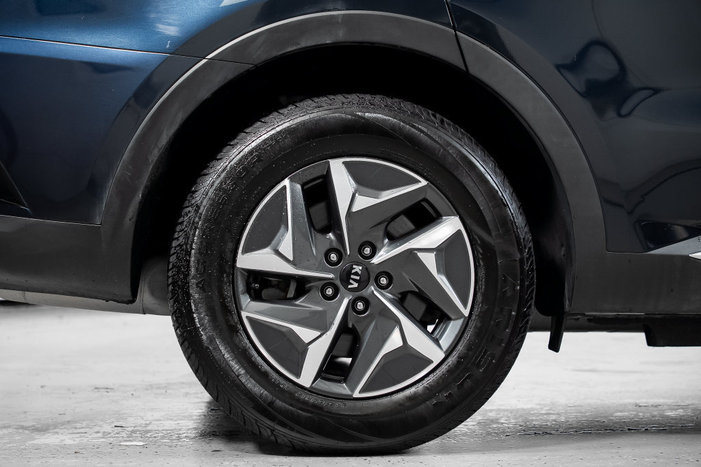 Used 2021 Kia Sorento S FWD image 7