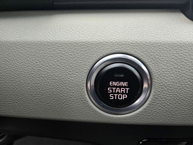 Used 2018 Kia Niro LX image 22