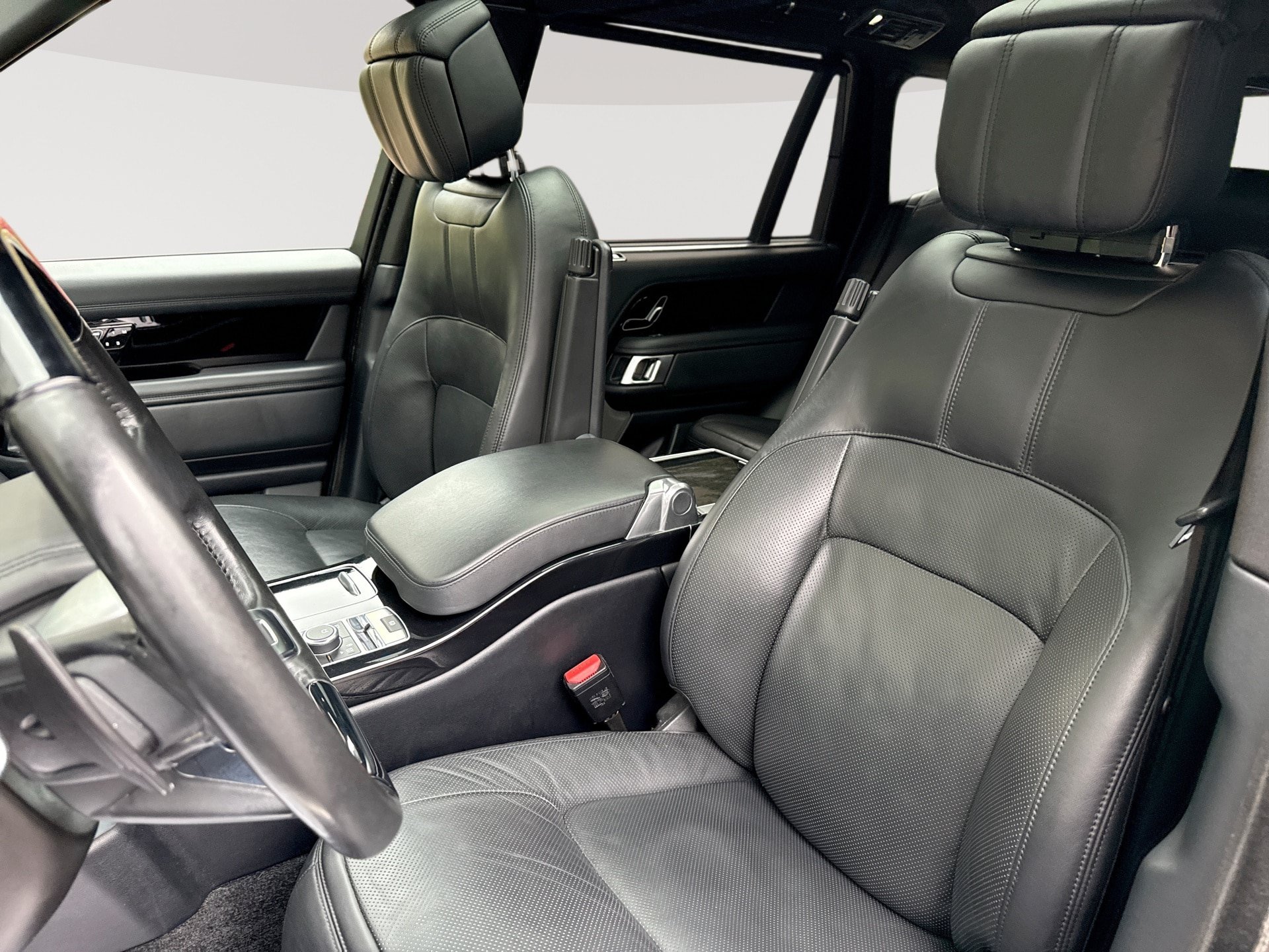 Used 2019 Land Rover Range Rover Long Wheelbase Supercharged AWD/4WD image 13