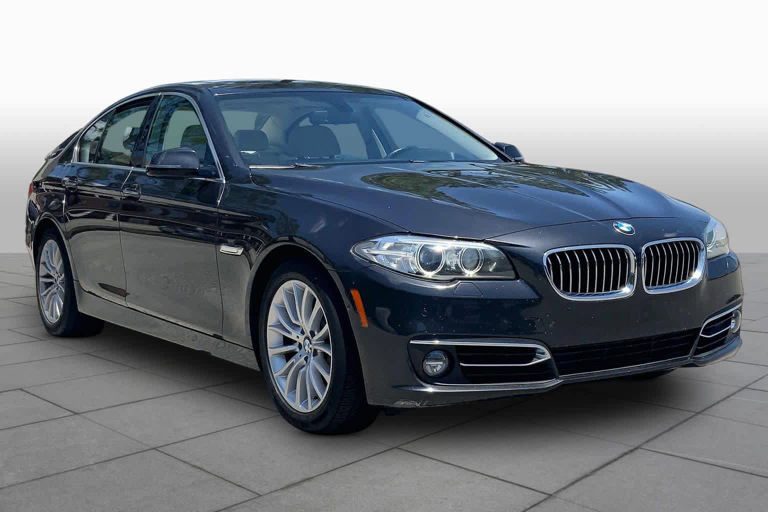 Used 2015 BMW 528i xDrive Sedan AWD/4WD image 3