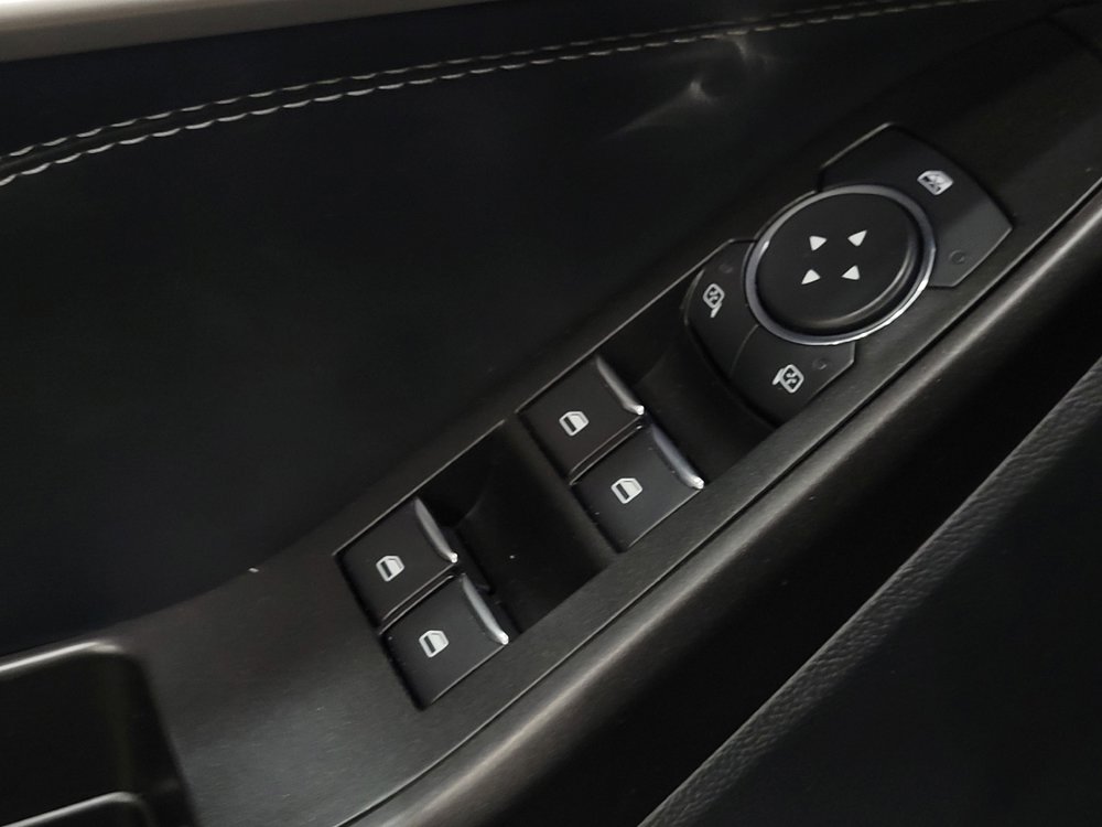 Used 2020 Ford Explorer XLT w/ Equipment Group 202A image 27