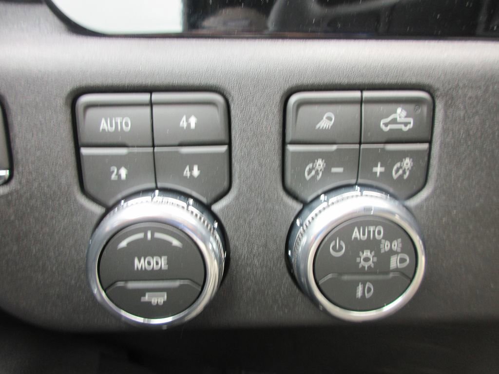 New 2026 GMC Sierra 3500 SLE w/ SLE Value Package AWD/4WD image 18