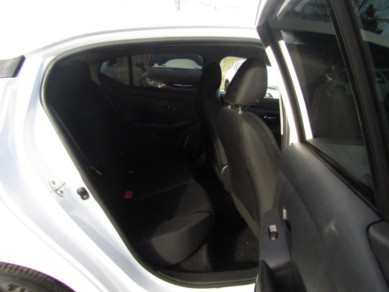 Used 2025 Nissan Sentra S w/ Lighting Package image 21