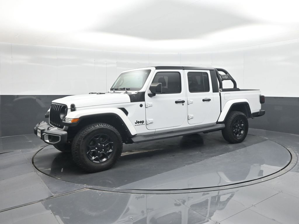 Used 2023 Jeep Gladiator Sport AWD/4WD image 32