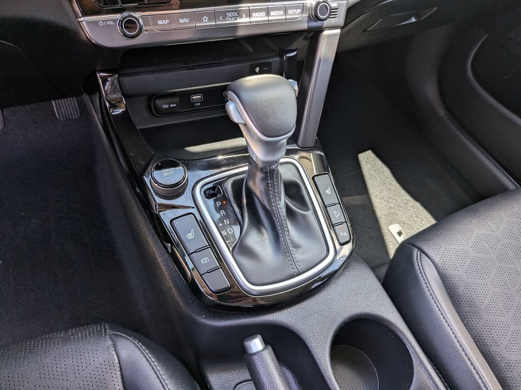 Certified 2025 Kia Seltos EX w/ EX Sunroof Package FWD image 25