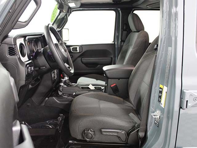 Used 2025 Jeep Gladiator Sport AWD/4WD image 10