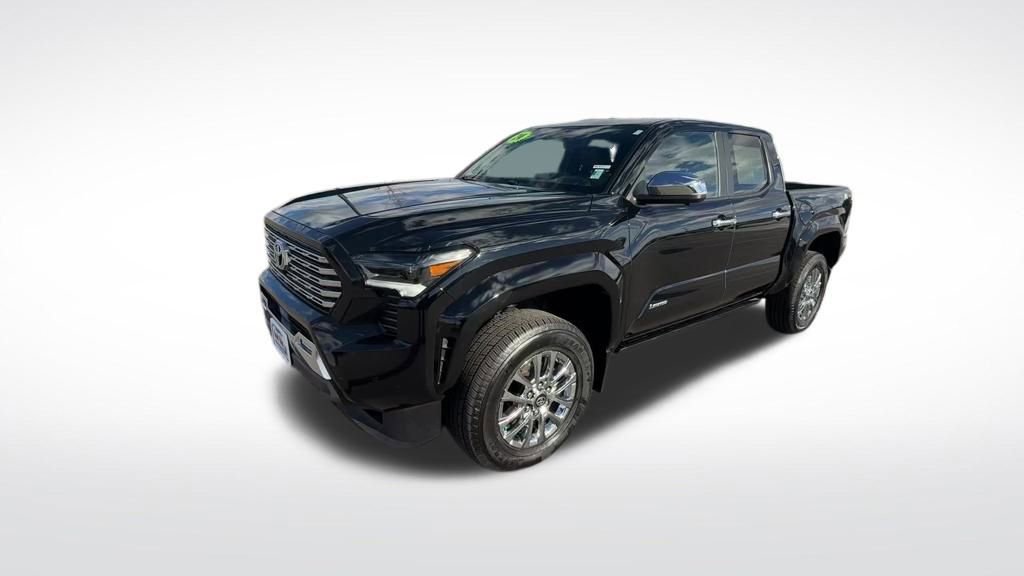 Used 2024 Toyota Tacoma Limited w/ Limited Package (LT) image 35