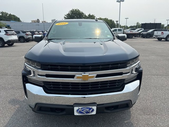 Used 2022 Chevrolet Silverado 1500 LT image 2