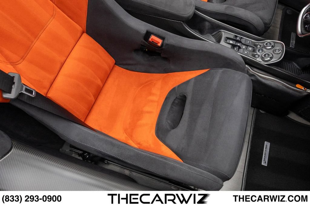 Used 2020 McLaren 600LT Spider RWD image 77