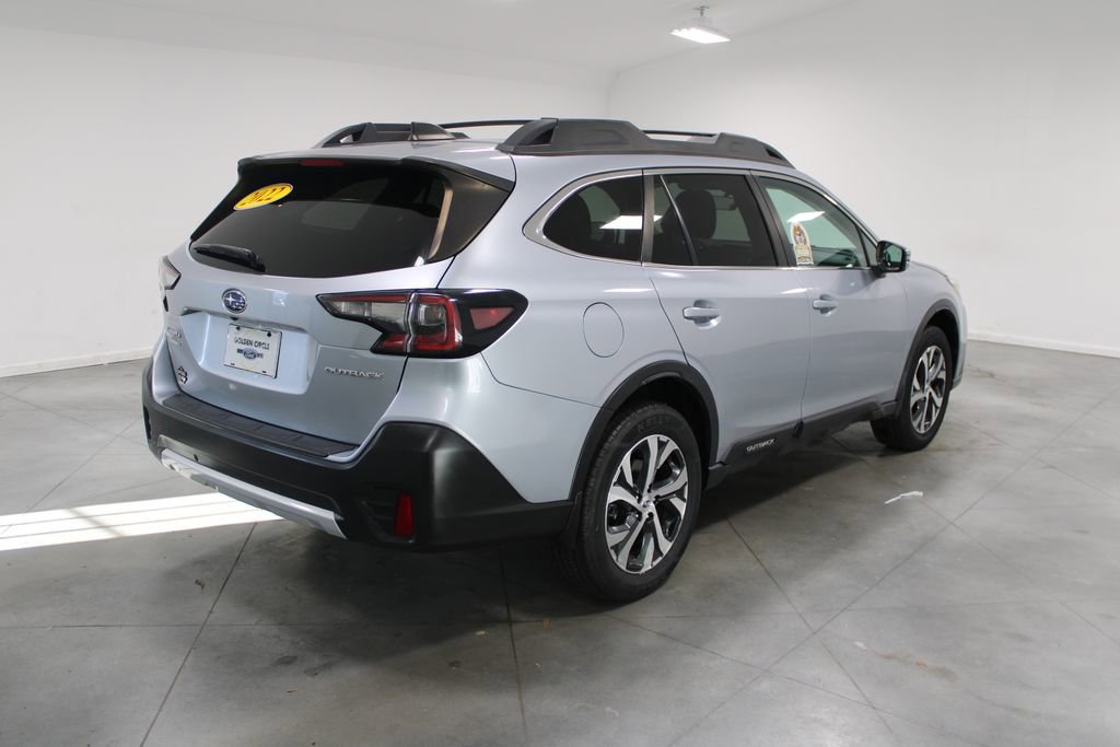 Used 2022 Subaru Outback Limited image 9