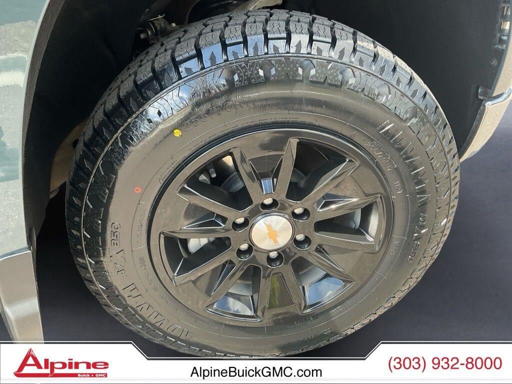 Used 2025 Chevrolet Silverado 1500 LT AWD/4WD image 14