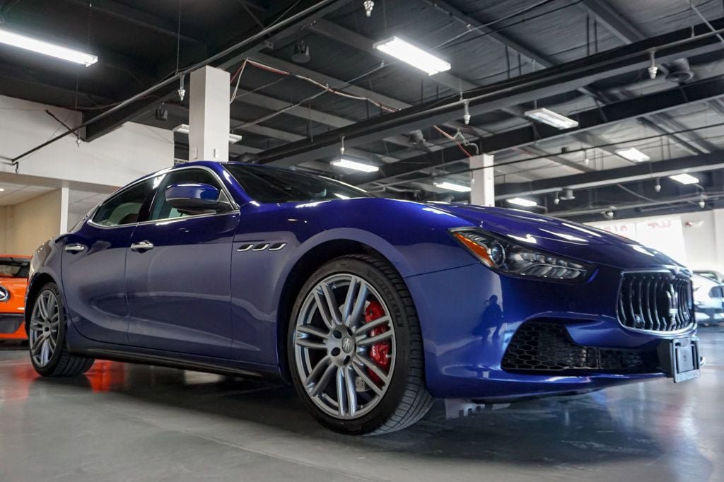 Used 2017 Maserati Ghibli S Q4 AWD/4WD image 4