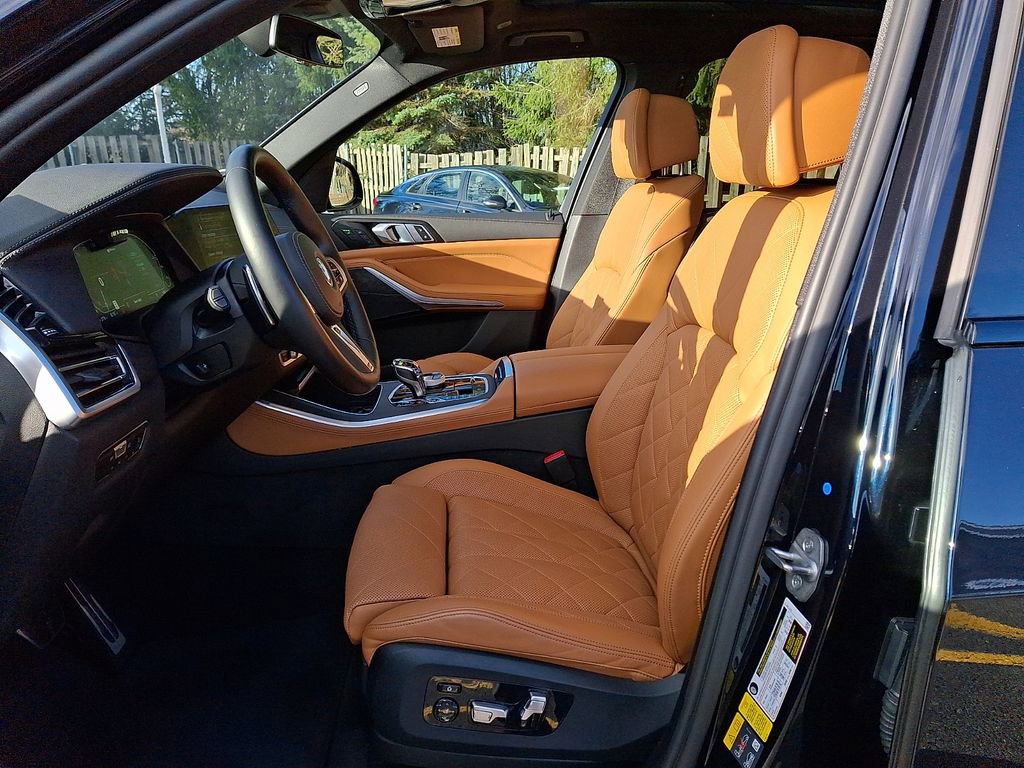 Certified 2023 BMW X5 xDrive45e w/ Executive Package image 9