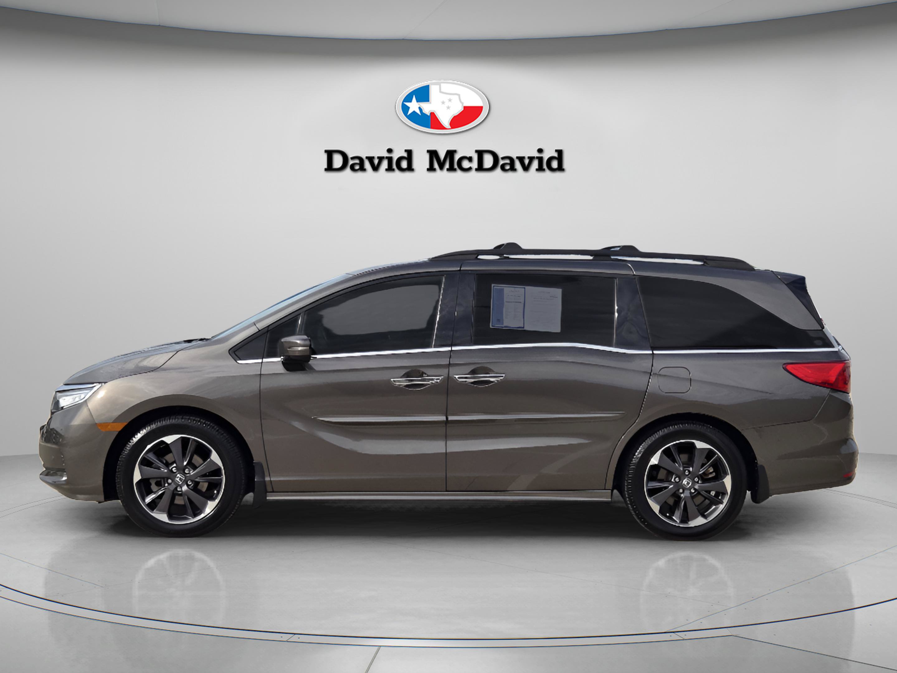 Certified 2022 Honda Odyssey Elite image 2