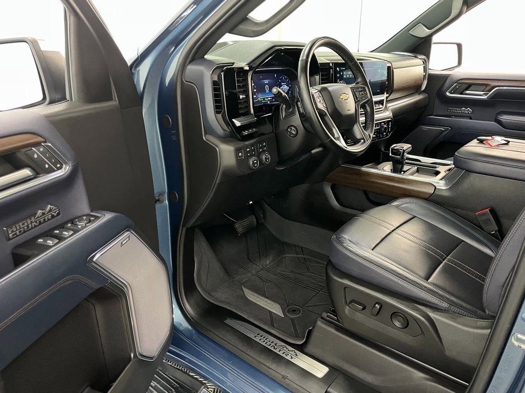 Certified 2024 Chevrolet Silverado 1500 High Country w/ High Country Premium Package image 30