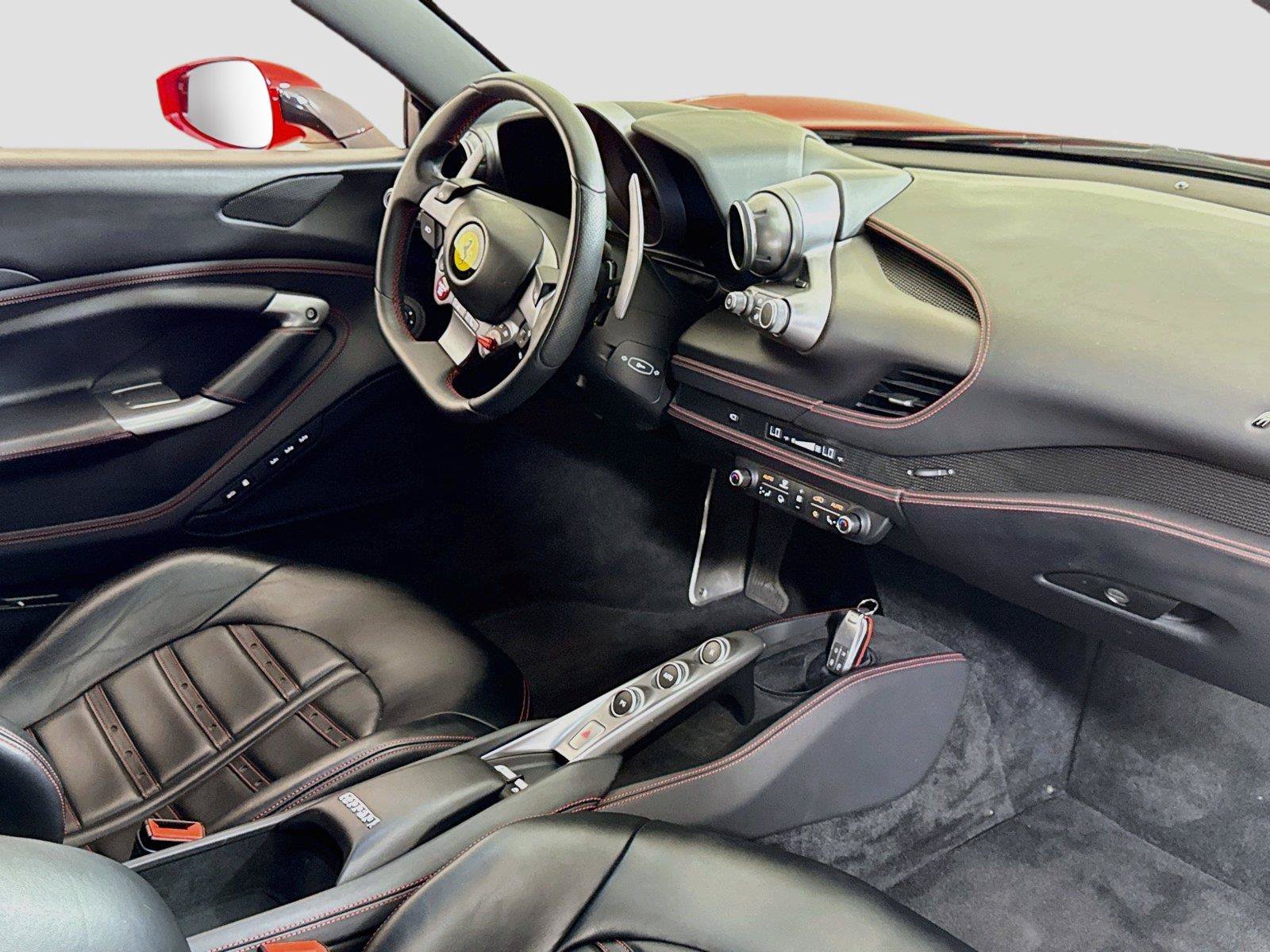 Used 2021 Ferrari F8 Tributo RWD image 29