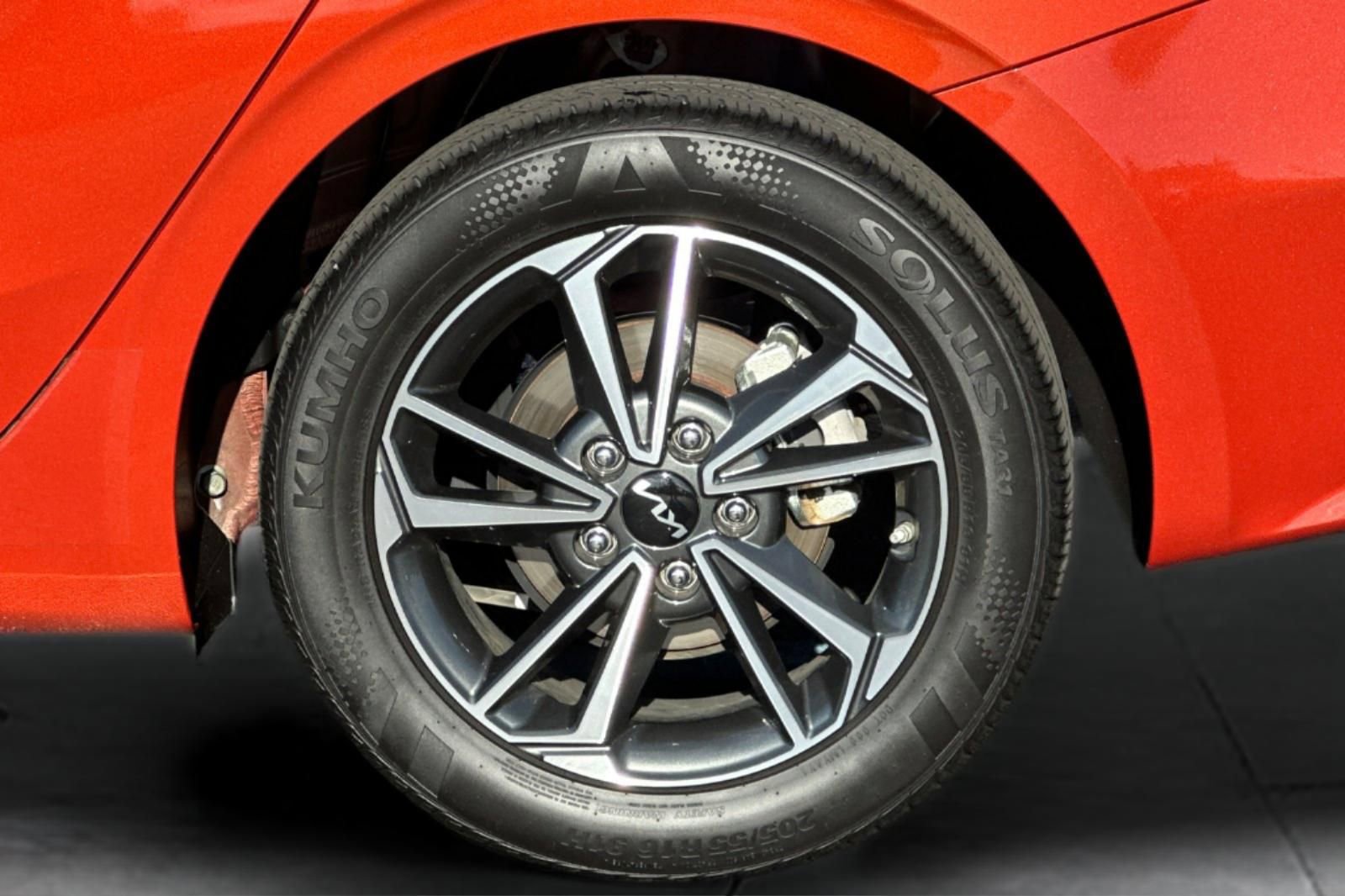 Used 2023 Kia Forte LXS w/ LXS Technology Package image 24