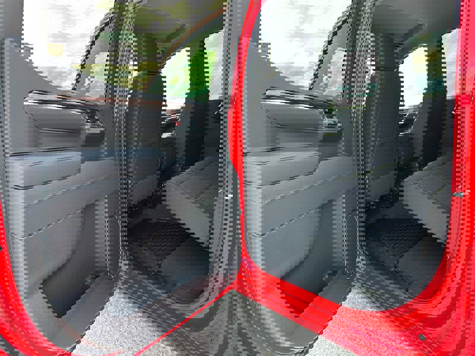 Used 2025 GMC Sierra 1500 SLE w/ X31 Off-Road Package image 15