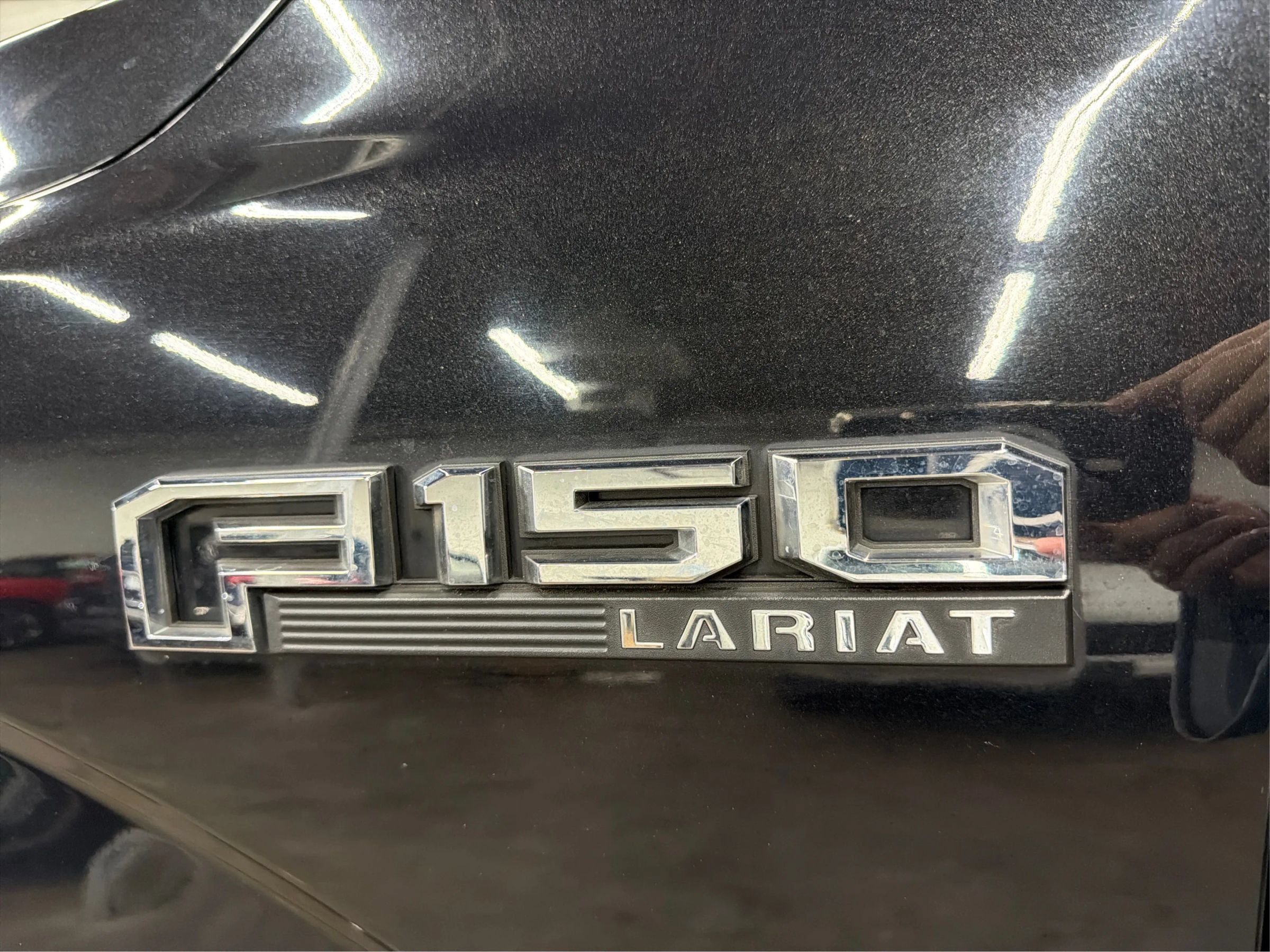 Used 2015 Ford F150 Lariat RWD image 40