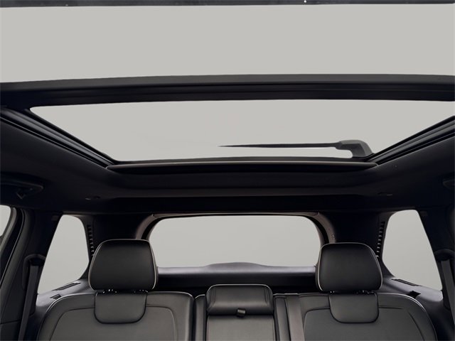 Used 2022 Jeep Grand Cherokee Summit w/ Luxury Tech Group V image 12