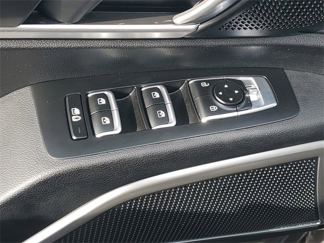 Certified 2023 Kia Telluride S image 16