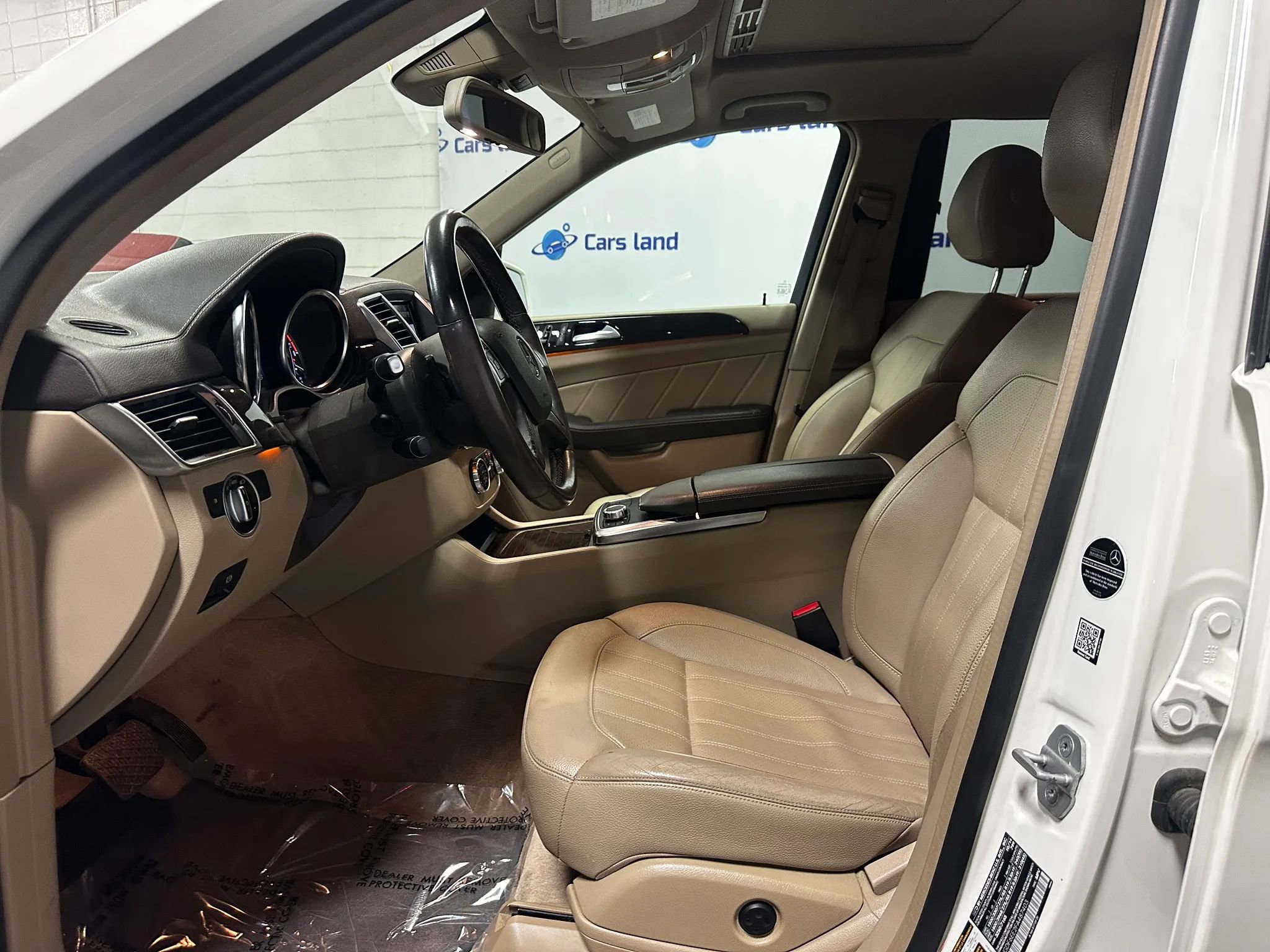 Used 2015 Mercedes-Benz GL 450 4MATIC image 9