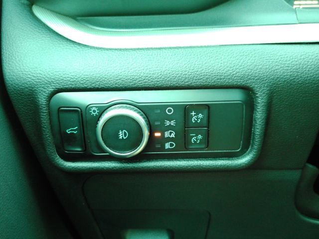Used 2023 Ford Explorer XLT w/ Equipment Group 202A AWD/4WD image 34