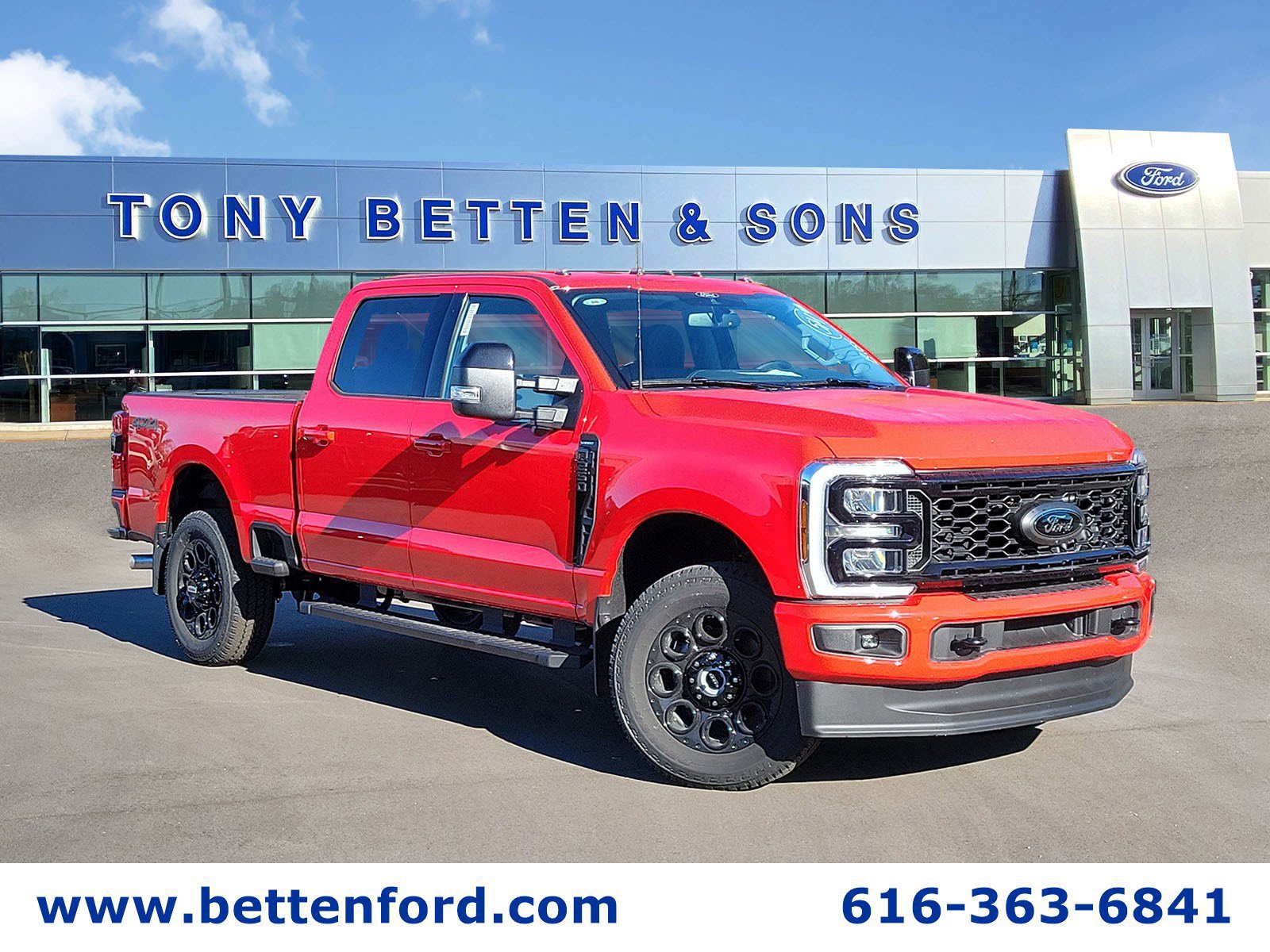 New 2026 Ford F250 Lariat w/ Black Appearance Package