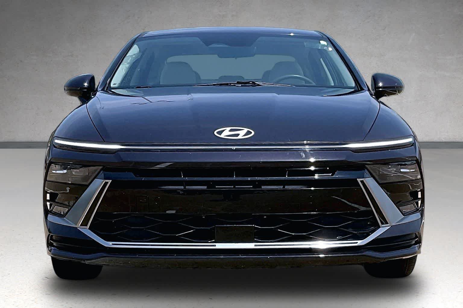 Used 2025 Hyundai Sonata SEL FWD image 6
