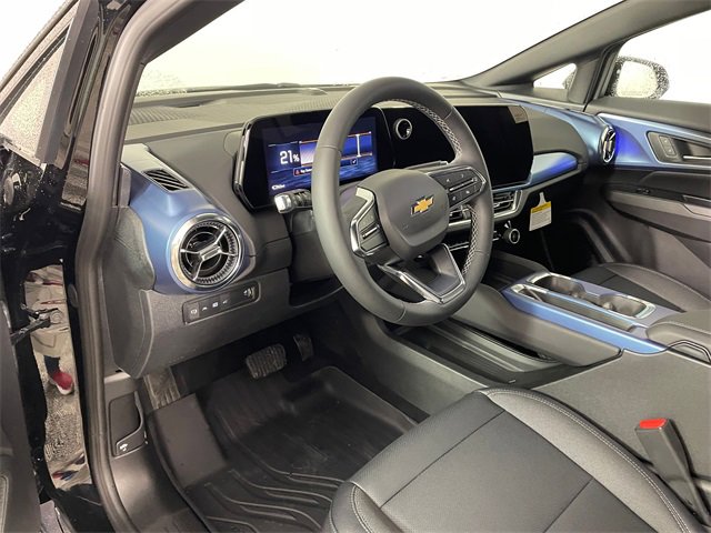 New 2026 Chevrolet Equinox EV LT image 3