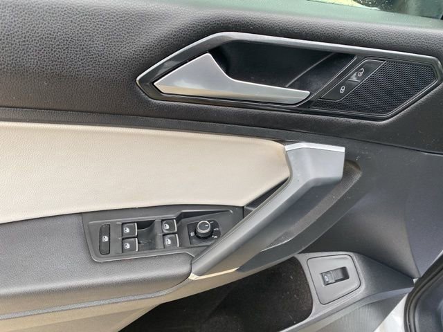 Used 2018 Volkswagen Tiguan SEL image 6